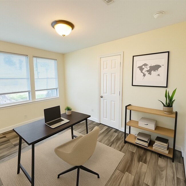 Building Photo - 6729 Lodge St