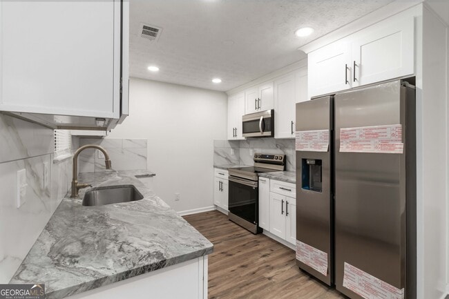 Building Photo - 7189 Sweet Gum Ct