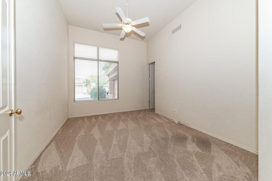 Building Photo - 11473 E Blanche Dr
