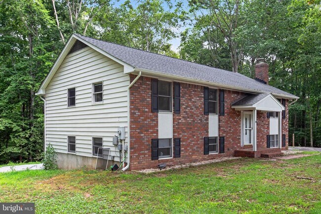 Building Photo - 4104 Green Spring St