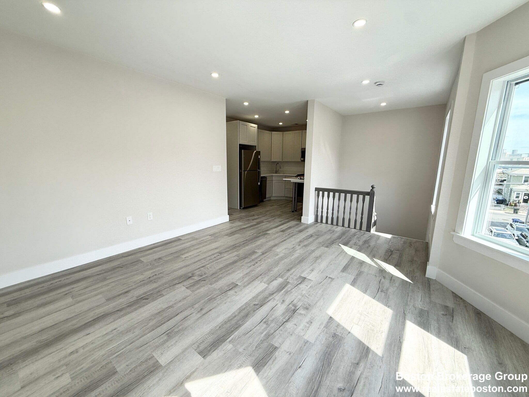 Building Photo - 10 Cawfield St