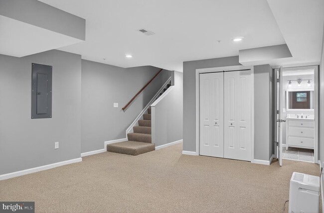 Building Photo - 2917 13th St NW