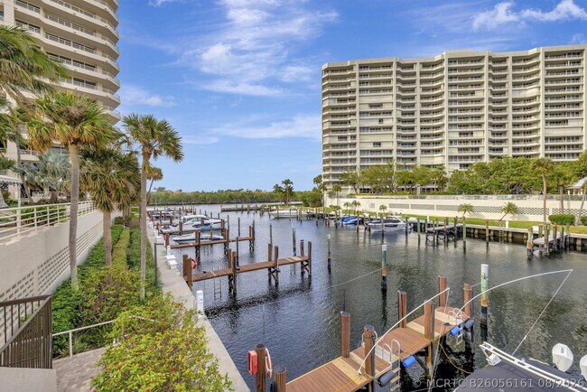 Building Photo - 4101 N Ocean Blvd