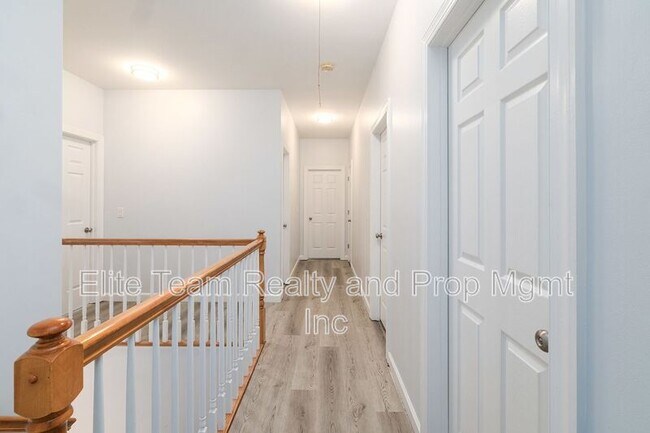 Building Photo - 5283 Downing Creek Dr