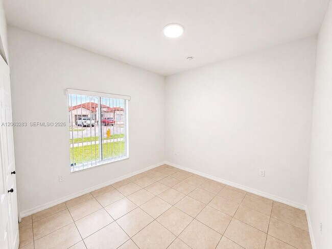 Building Photo - 13421 SW 280th Terrace