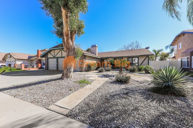 Building Photo - 8276 Yearling Way