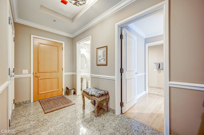 Unit Entrance 2 - 415 E North Water St