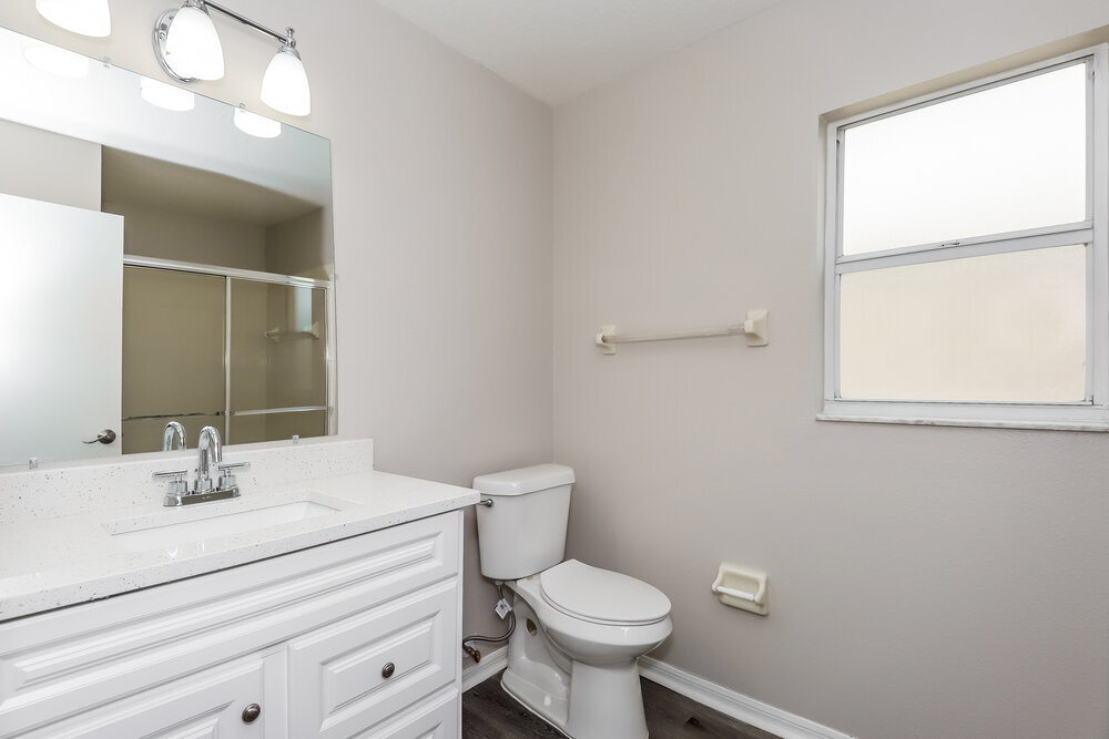 Building Photo - 206 Lookout Dr