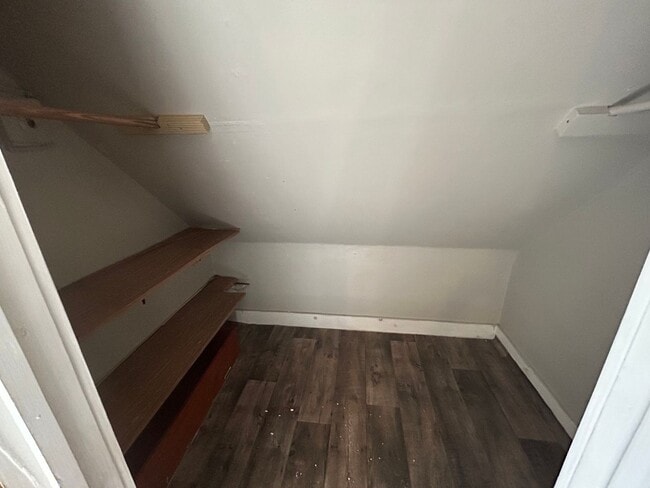 Building Photo - 5827 Lumley St