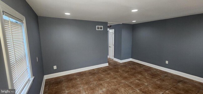 Building Photo - 7923 Baltimore St