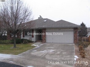 Building Photo - 1117 Red Oak Ct
