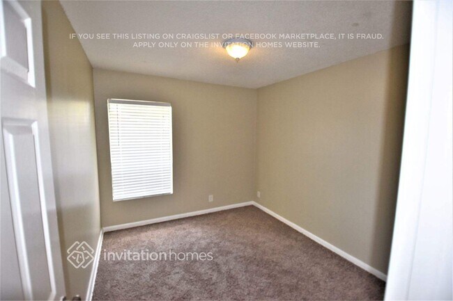 Building Photo - 1310 SW 83rd Ave