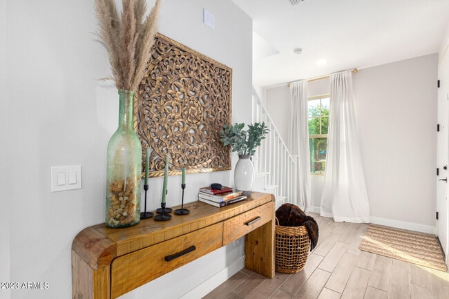 Building Photo - 2029 W Kinfield Trail