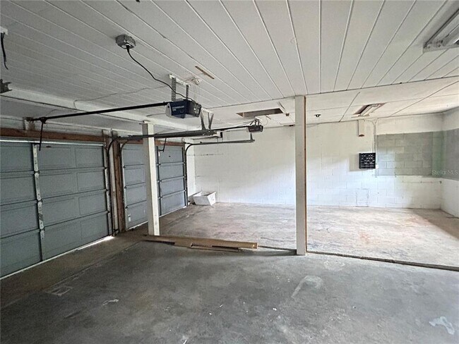 Building Photo - 1241 N Lake Elbert Dr NE