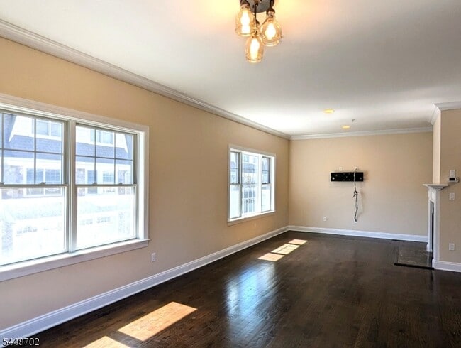 Building Photo - 5 A Foley Pl