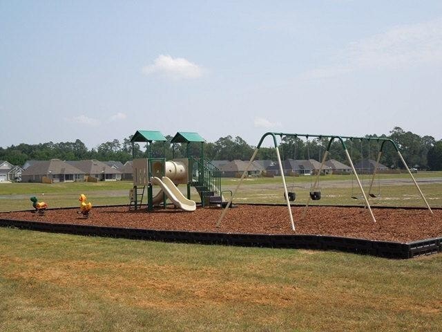 Building Photo - Beautiful 4-Bedroom Home with Fenced Yard in Highly Desirable Nelson Hill Subdivision!