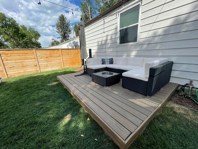 Building Photo - Updated 3BD, 2BA Englewood Home with Back Yard and Garage