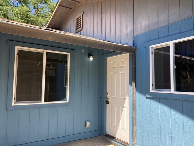 Primary Photo - "Charming 3-Bed Oasis in Merced - Cozy 850...