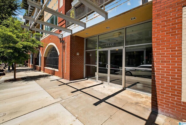 Building Photo - 2222 2nd Ave N