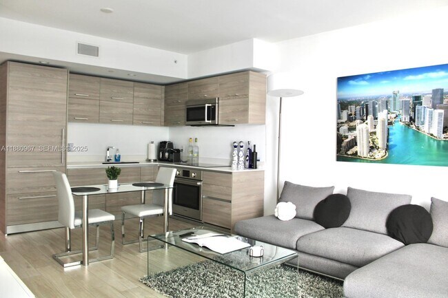 Building Photo - 1300 S Miami Ave