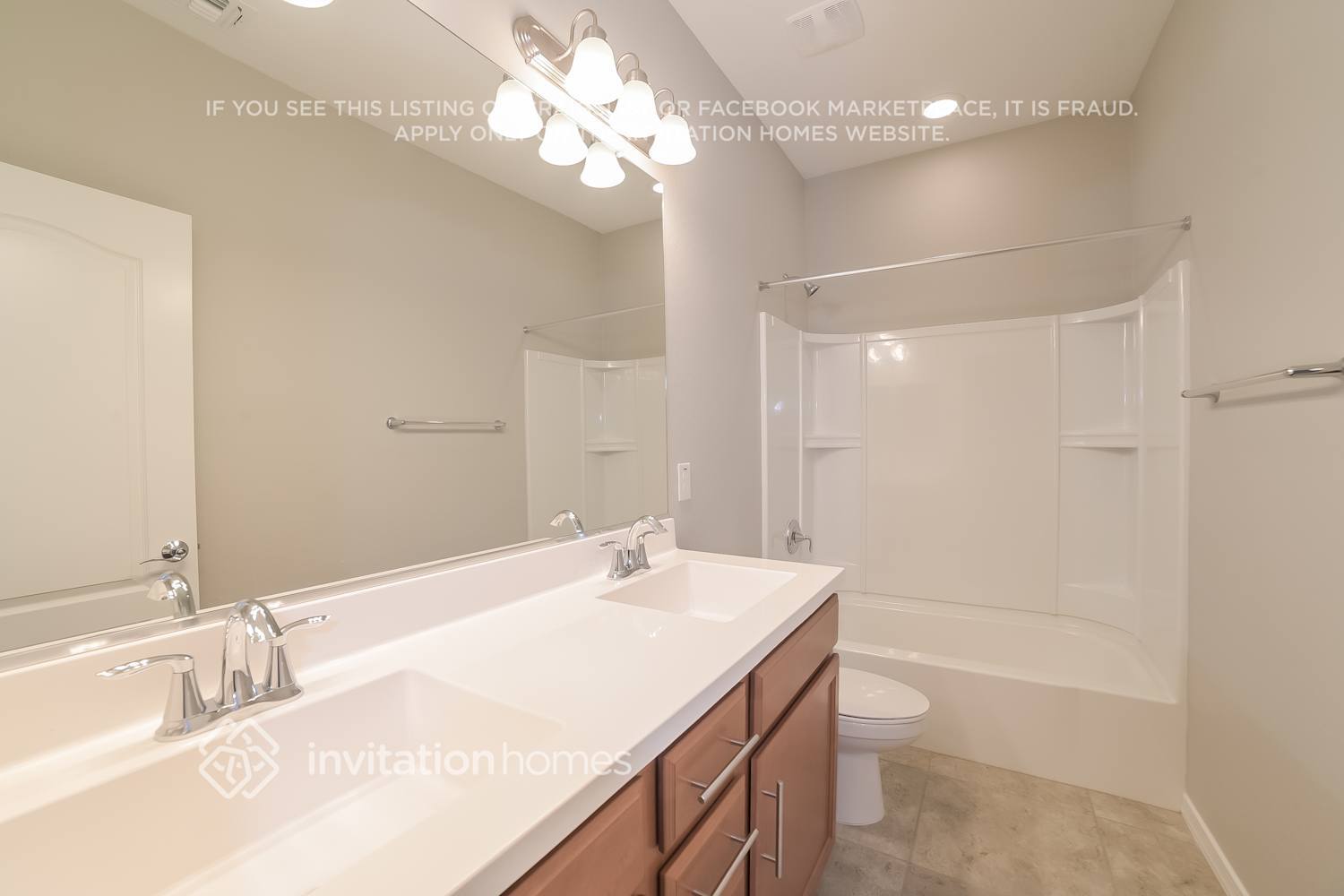 Building Photo - 7951 W Orange Dr