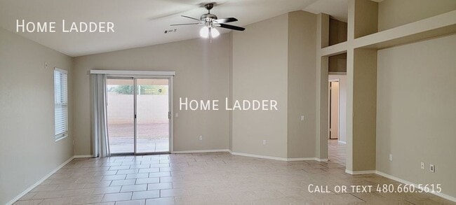 Building Photo - 10423 W Pasadena Ave