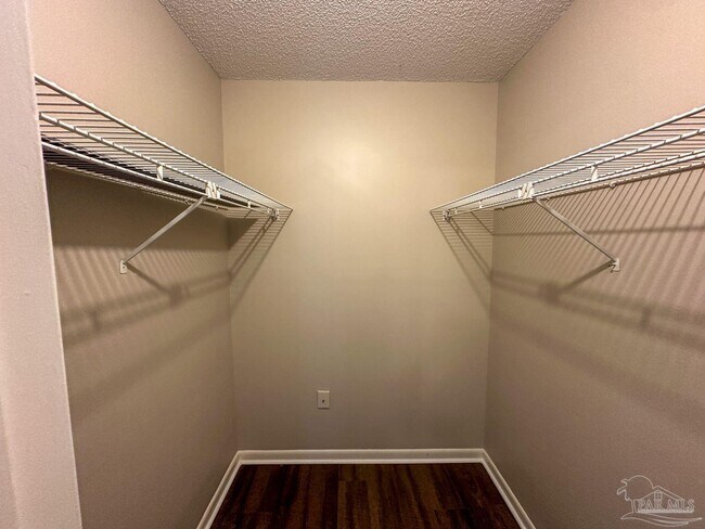 Building Photo - 4406 Nora Ave