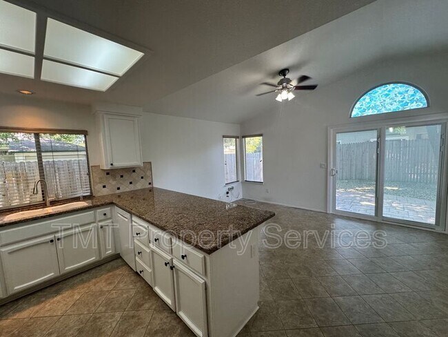 Building Photo - 6512 Canyon Creek Way