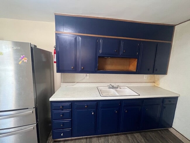 Building Photo - Charming 3 Bedroom 2 Bathroom House near RACC