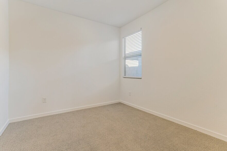 Building Photo - 4599 W Hunter Trl