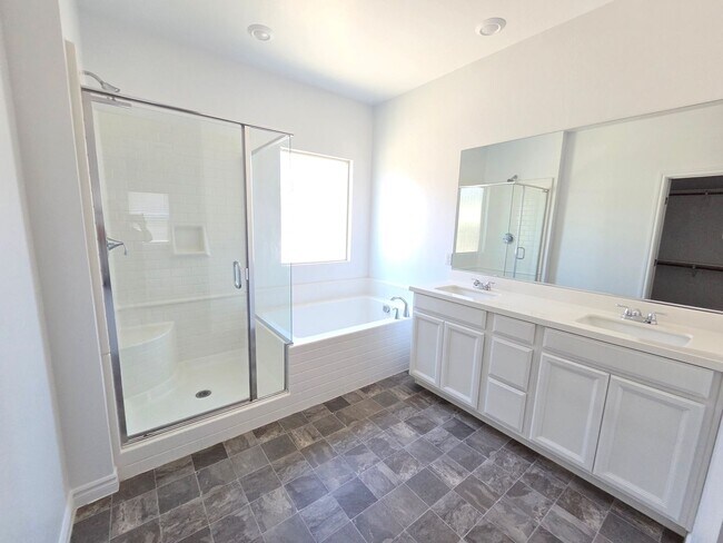 Building Photo - 2868 Amphion Ct