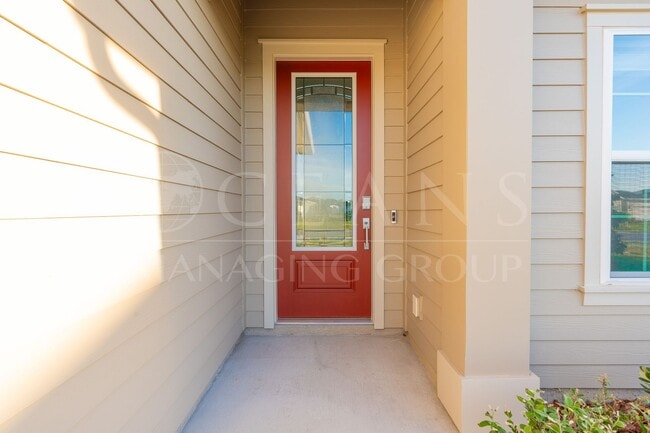 Building Photo - 3 Bedroom 2 Bath Home with office in Halifax Plantation