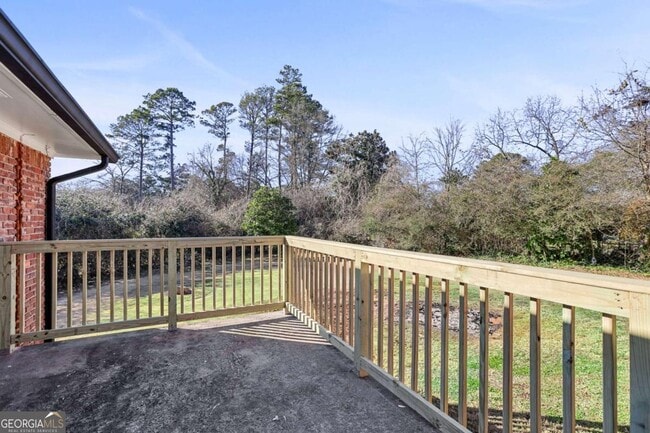 Building Photo - 6541 Debbie Sue Ln