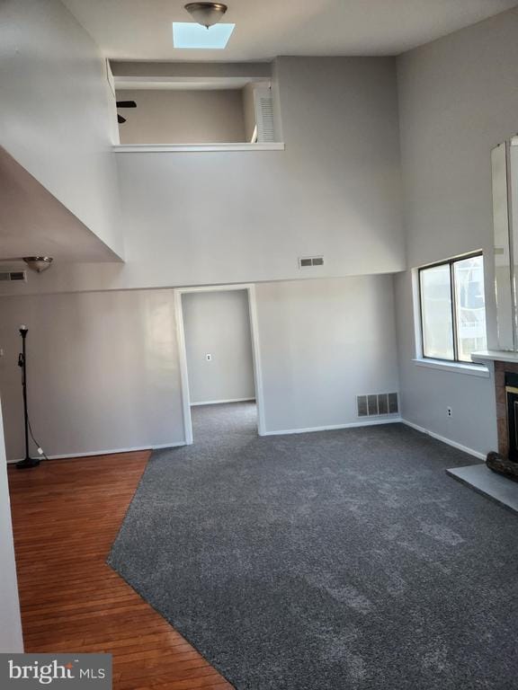 Primary Photo - 5004 Tracy Ct