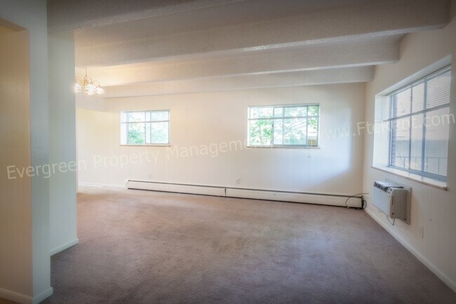 Building Photo - 1109 Alford St