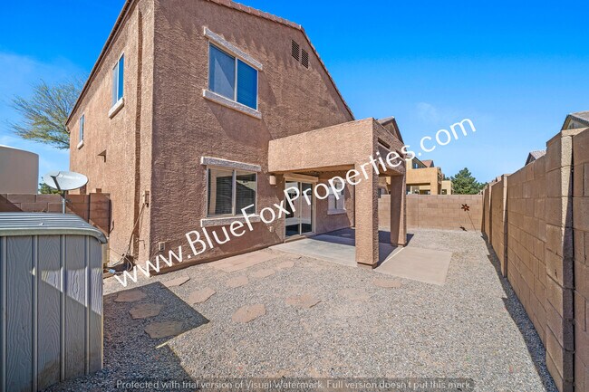 Building Photo - 8784 N Western Red Cedar Dr