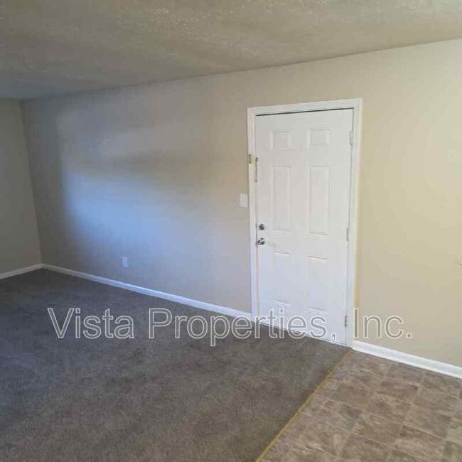 Building Photo - 4119 Glen Hill Manor Dr