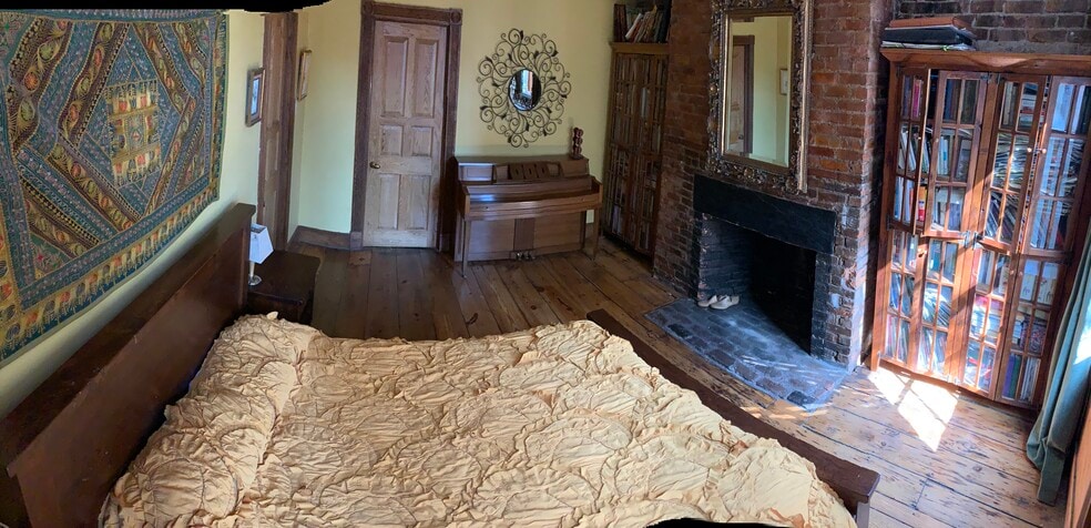 Bedroom 2 - 739 Greenwich St