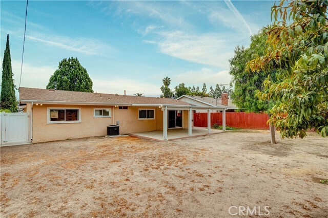 Building Photo - 6621 Birchton Ave