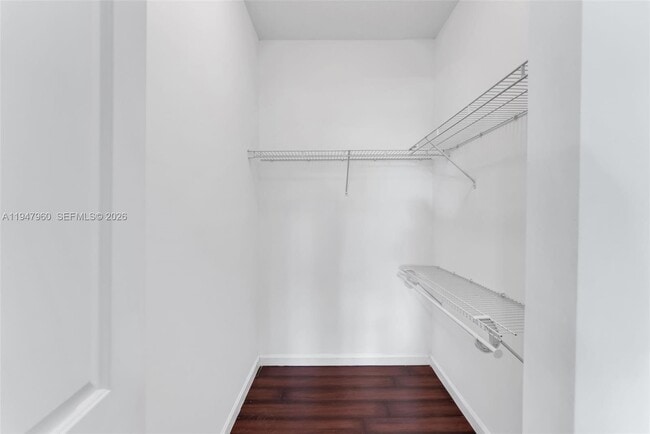 Building Photo - 7914 Harbor Island Dr