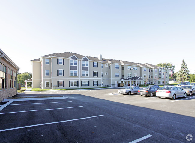 Building Photo - Oakwood Manor Senior Living