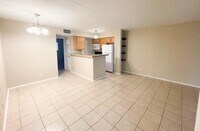 Building Photo - South Austin Condo located in Gated Commun...
