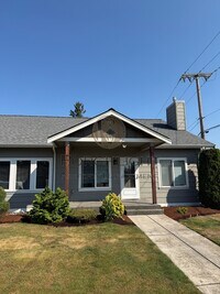 Building Photo - 600 Pioneer Ct