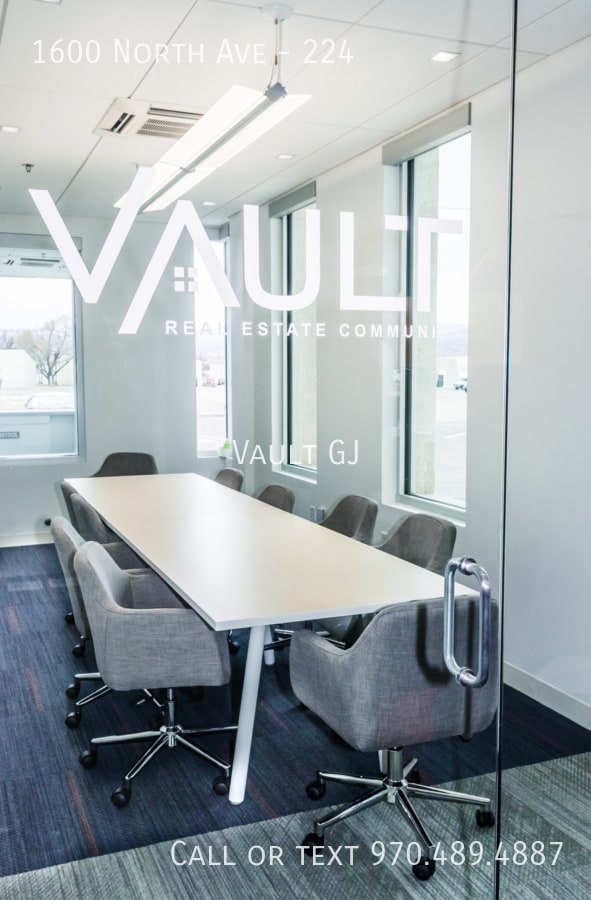 Building Photo - 1600 North Ave