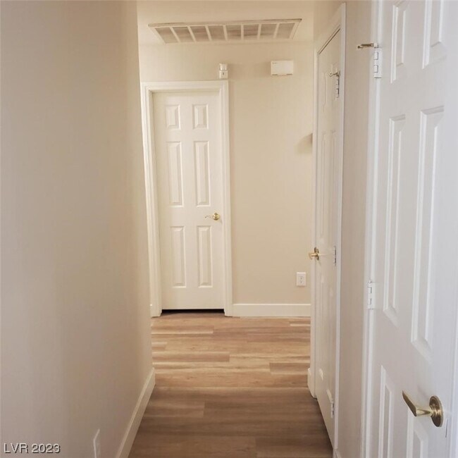 Building Photo - 5316 Rim View Ln