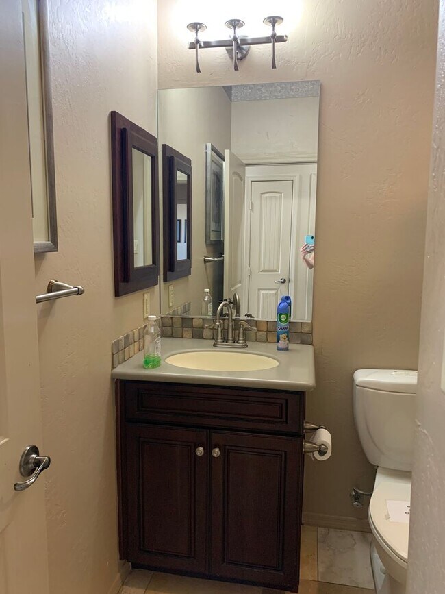 Building Photo - 3761 S Akers Way
