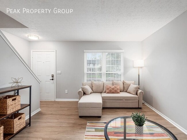 Building Photo - 134 Blakeford Dr