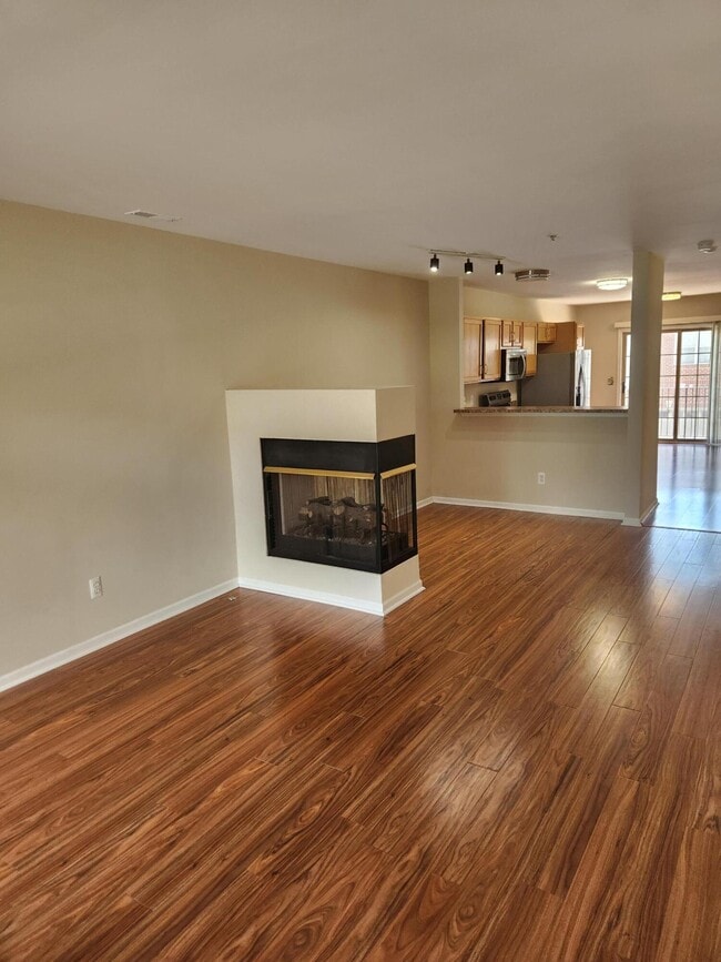 Building Photo - 39475 Springwater Dr