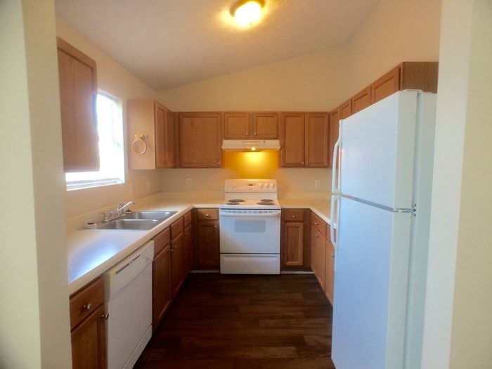 Building Photo - 4145 Riverbank Ct