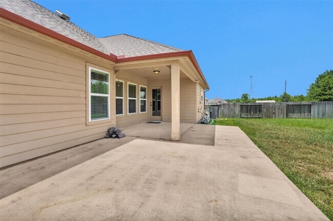 Building Photo - 18755 Wichita Trail